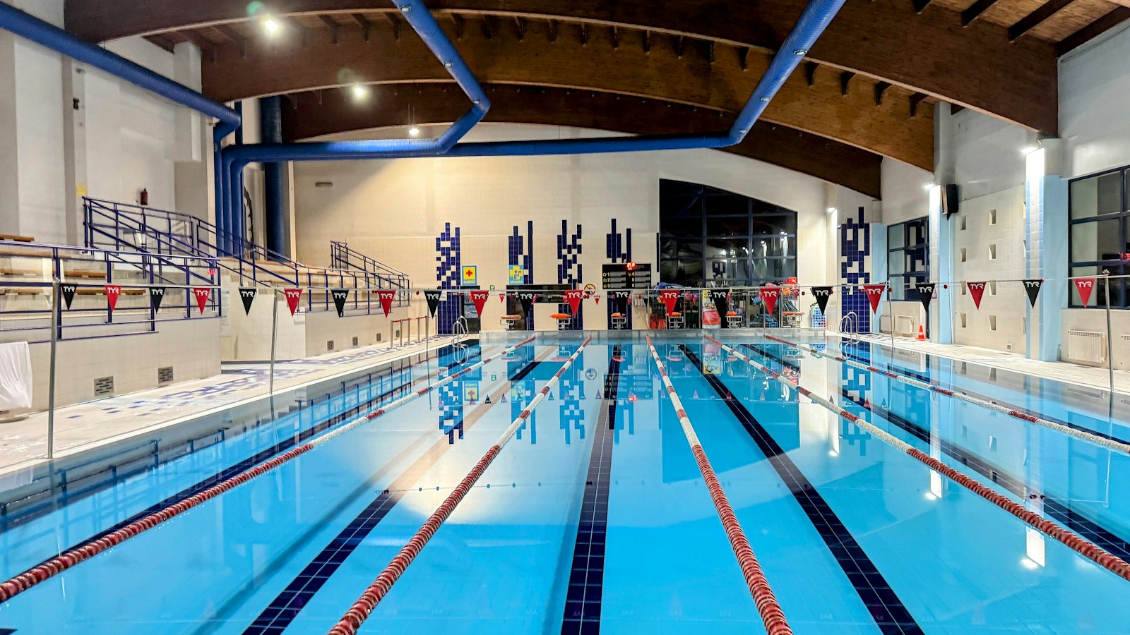 Illustrative swimming activity photograph; not the listed venue