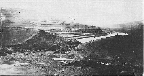A contemporary engraving of the wrecked Dale Dyke dam after the 1864 flood.