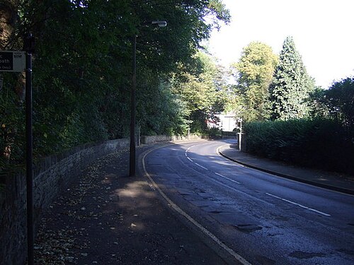 A bend in Norwood Road - geograph.org.uk - 4315416