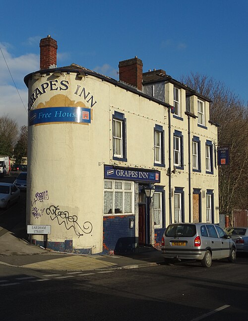 "The Grapes Inn" at Burngreave, Sheffield - geograph.org.uk - 4787114